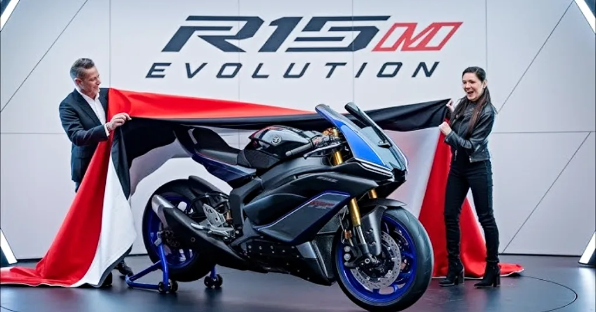 Yamaha R15M 2025