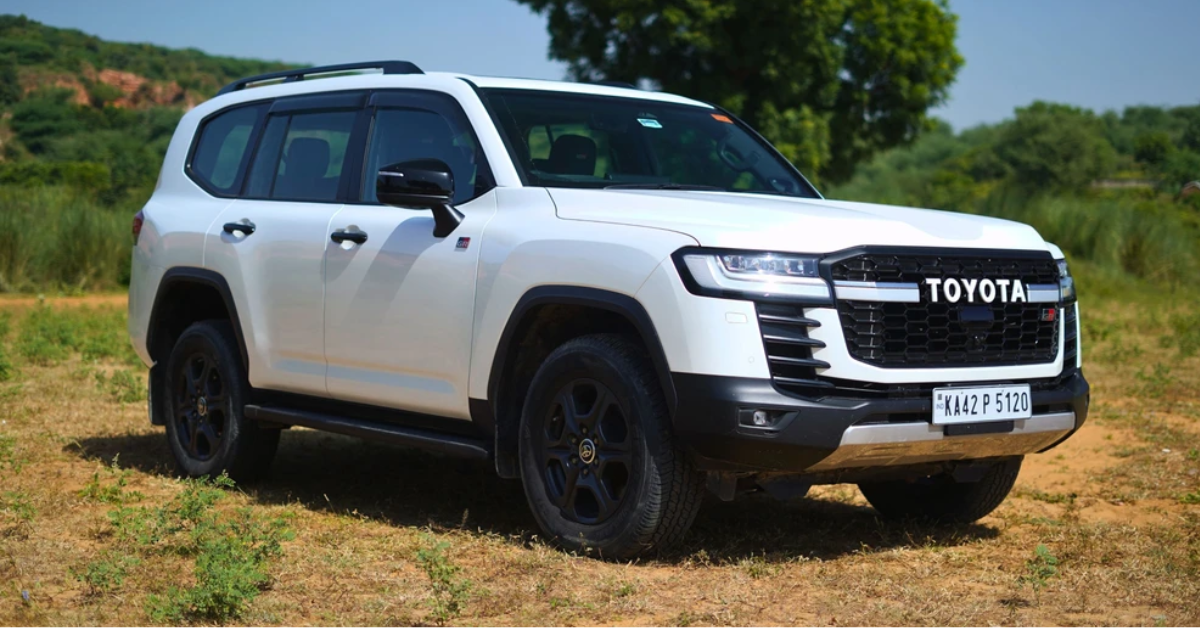 Toyota Land Cruiser 300 GR Sport