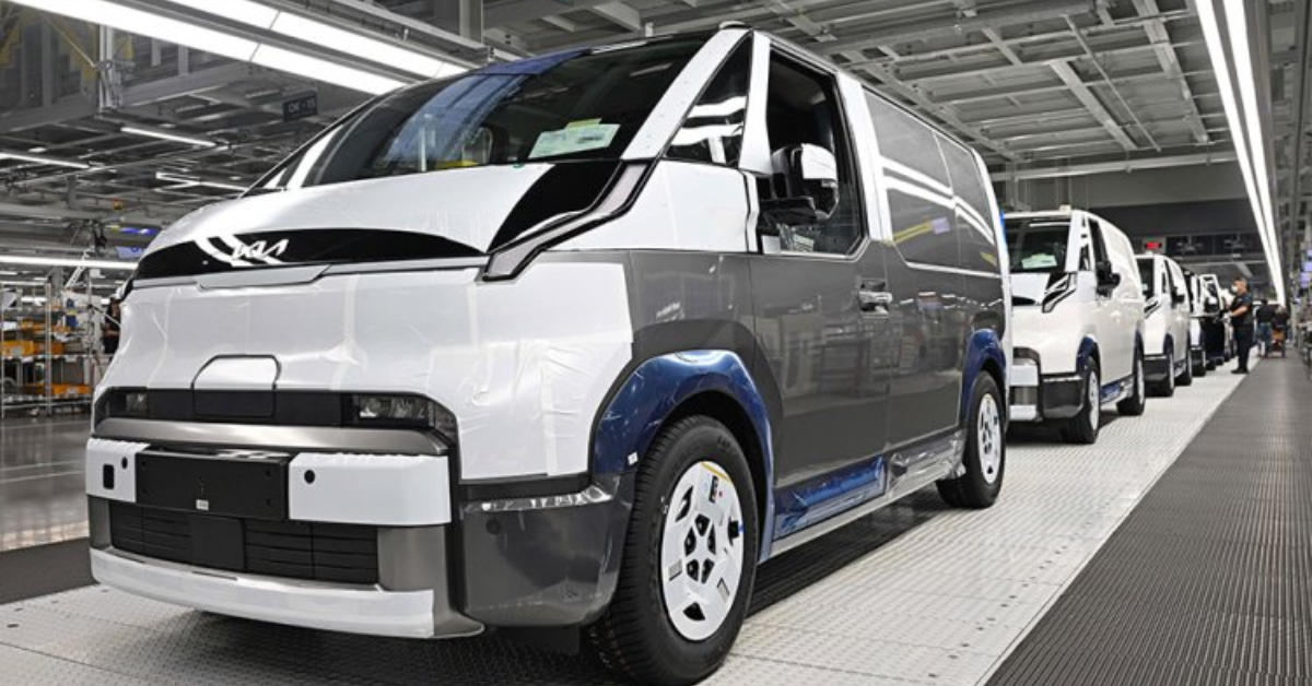 Kia Unveils Next-Gen PBV Era with EVO Production Hub in Korea