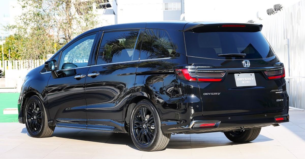2026 Honda Odyssey e:HEV: Minor Updates, Major Questions