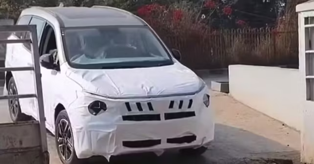 Mahindra XUV 7XO Spied at Dealership